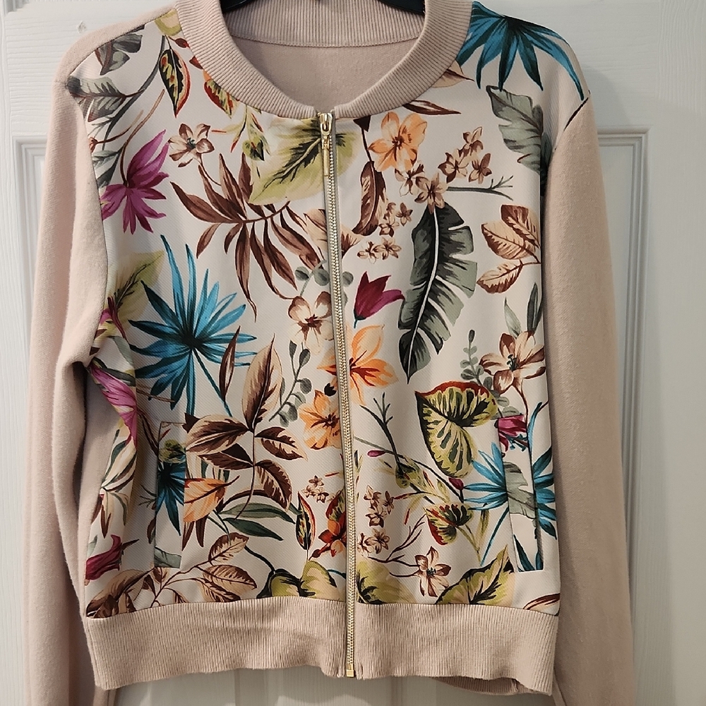 Floral Zip-Up Sweater With Bomber Style Collar & Ribbed Cuffs
